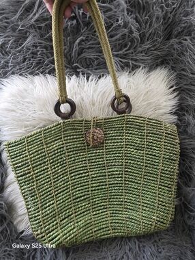 Green Woven Straw Tote Bag - Unbranded